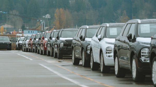 Car dealership inventory logistics